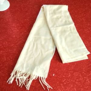 Elegant Hastings & Smith CASHMINK Cream Scarf, NWT